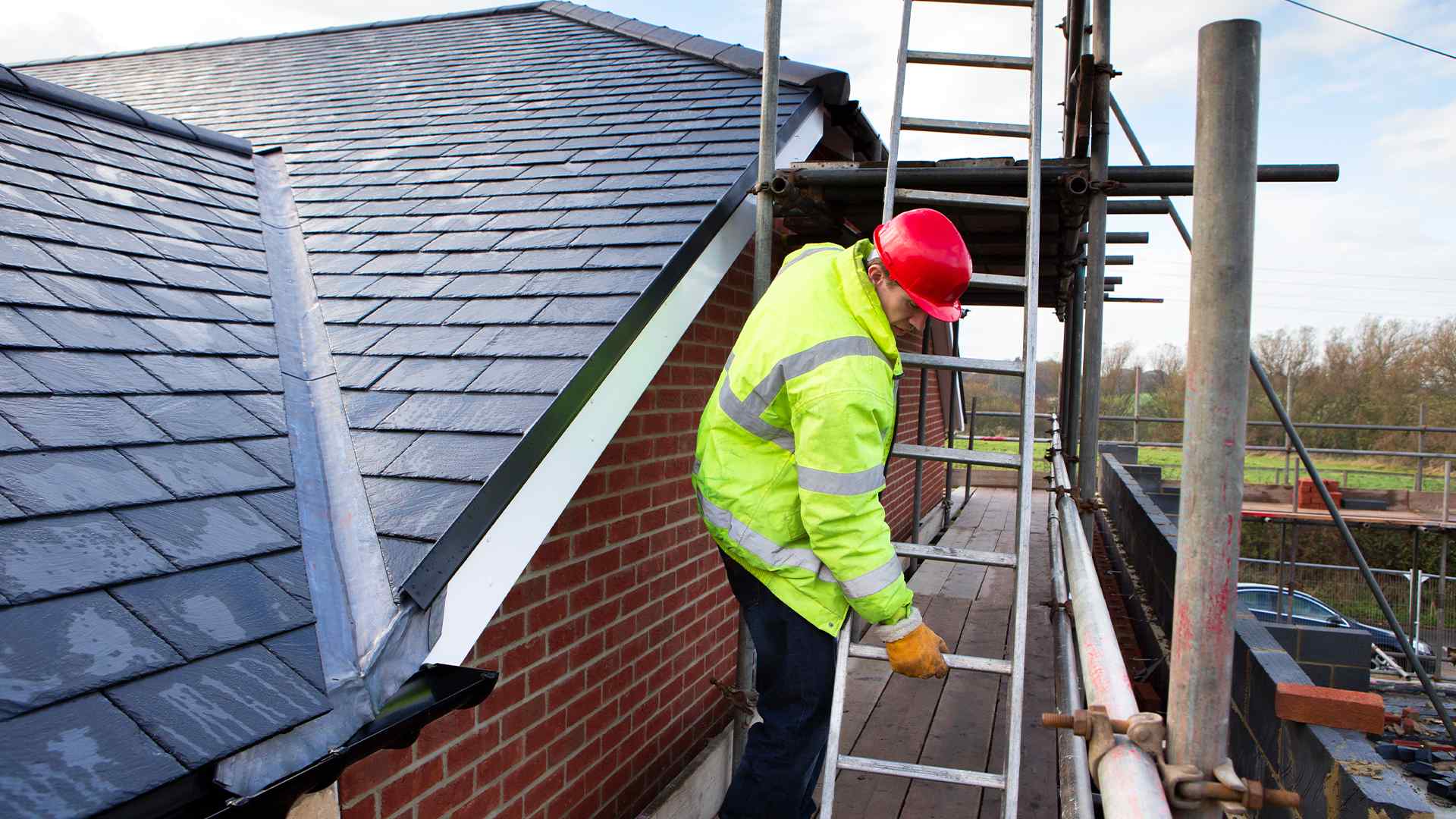 Emergency Roof Repairs the UK